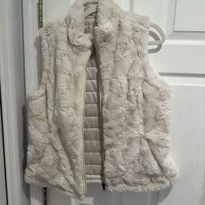 reversible puffer vest